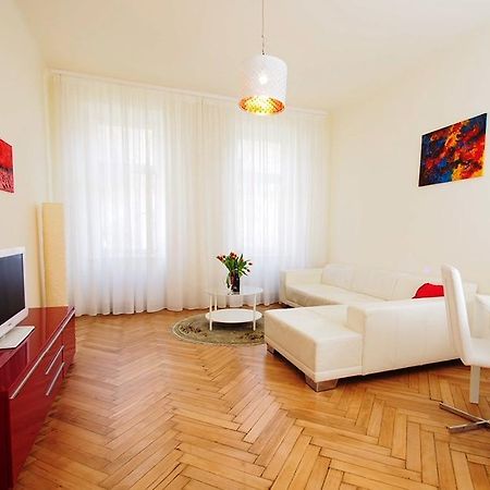 Marus Apartment Grinzing Виена Екстериор снимка